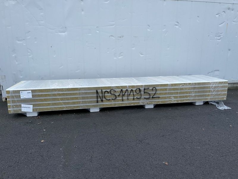 Panneaux sandwich Laine de roche 120 mm perforé 5 longueurs 6000 mm  (NCS111952)