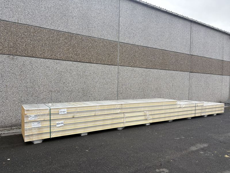 Panneaux isolants 170 mm 2 x 9900 + 1 x 8000 mm (NCS112616)