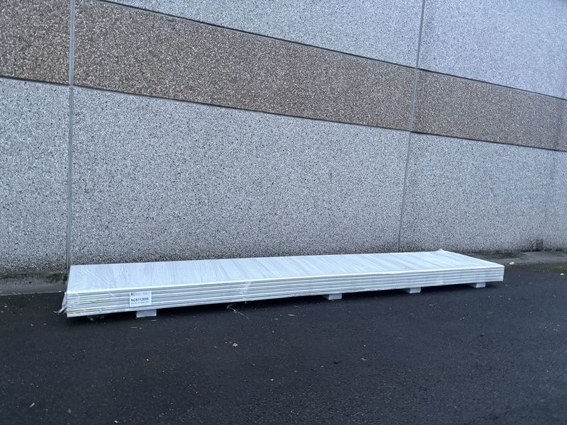 Panneaux isolants 40 mm 6 longueurs 6000 mm (NCS112659)