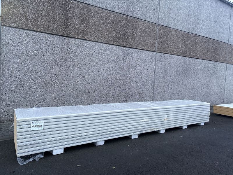 Panneaux isolants 60 mm 11 longueurs 6000 mm (NCS112662)