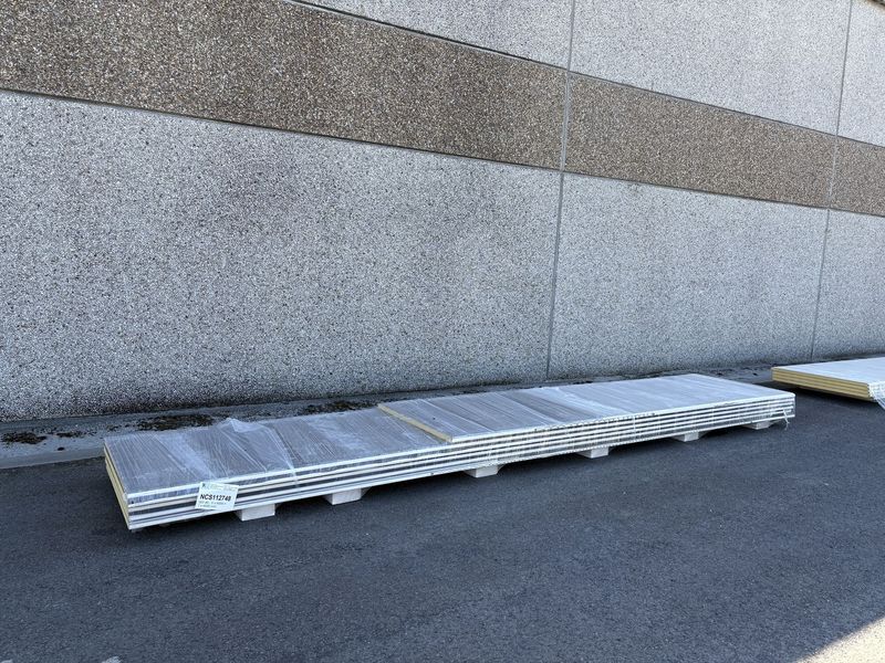 Panneaux isolants 40 mm 5 x 6000 + 1 x 4000 mm (NCS112748)