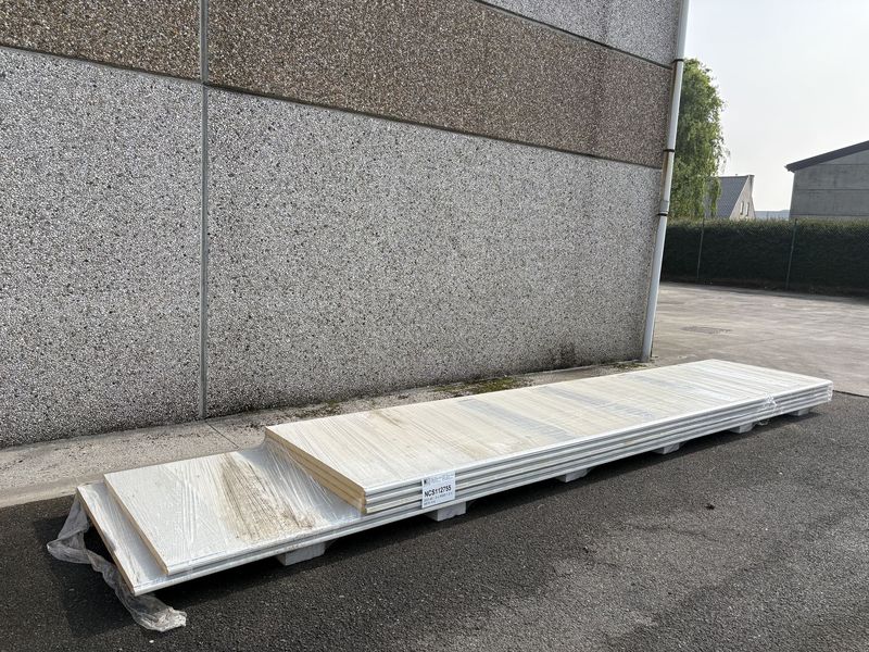 Panneaux isolants 40 mm 3 x 5000 + 2 x 5870 mm (NCS112755)