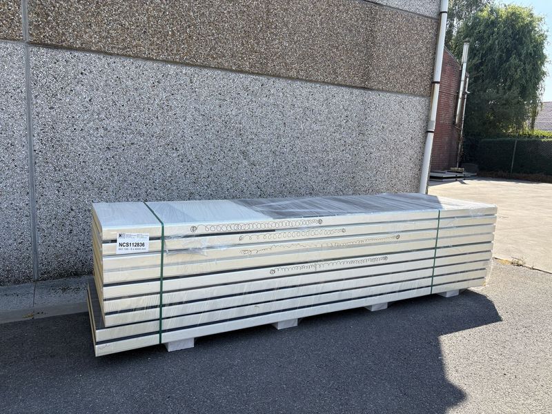 Panneaux isolants 100 mm 9 x 4000 mm (NCS112836)