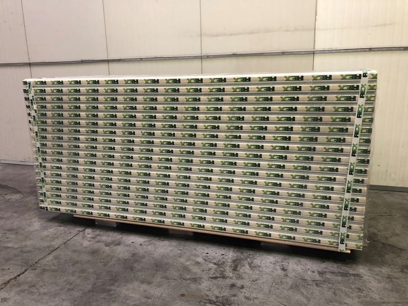 Panneaux sandwich 60 mm 18 longueurs 2500 mm (NCSD600206)